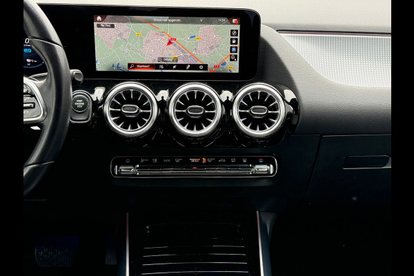 Mercedes-Benz GLA 250e Progressive 218 Pk Automaat| Navigatie | Voll Leder | 360 Camera | Sfeerverlichting | Climate | 18".