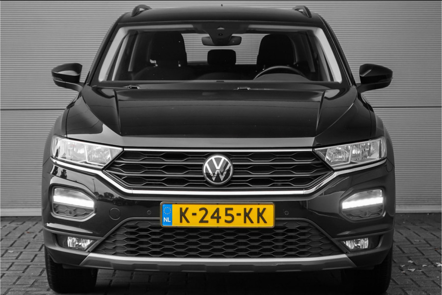 Volkswagen T-Roc 1.0 TSI Style Climate CarPlay Trekhaak 18"