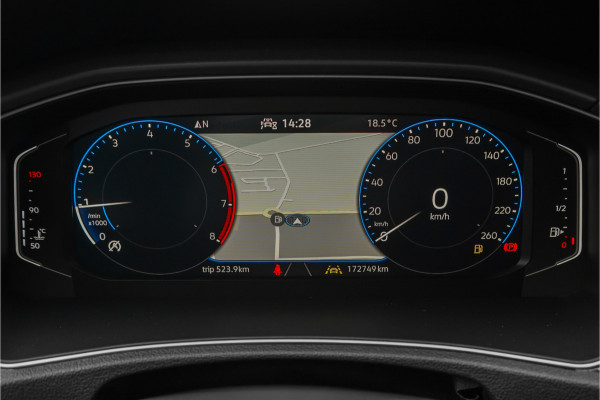 Volkswagen T-Roc 1.0 TSI Style Climate CarPlay Trekhaak 18"