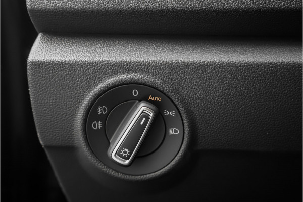 Volkswagen T-Roc 1.0 TSI Style Climate CarPlay Trekhaak 18"