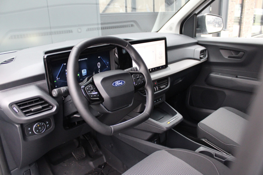 Ford E-Transit Courier Trend 46 kWh 136pk - Trekhaak - Vloerplaat - Camera - Cruise - Carplay/Android - Rijklaar