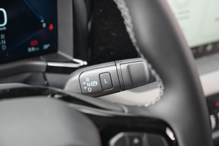 Ford E-Transit Courier Trend 46 kWh 136pk - Trekhaak - Vloerplaat - Camera - Cruise - Carplay/Android - Rijklaar