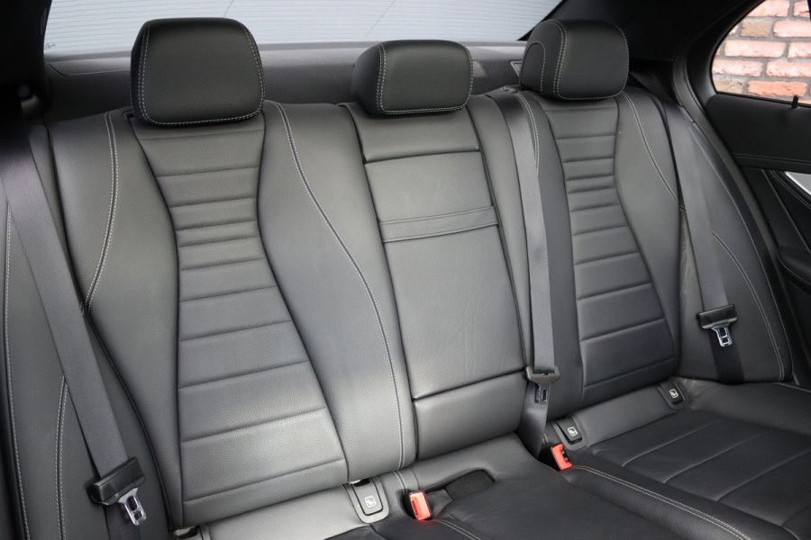 Mercedes-Benz E-Klasse 200 AMG Line | Panoramadak | Distronic+ | Burmester | Parfumering | Memory | Sfeerverlichting | Keyless Go | Augmented Reality |