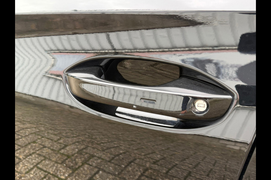 CUPRA Leon Sportstourer 1.4 e-Hybrid 245 Pk Business | Panoramadak | Navigatie | Camera | Clima | Sportstoelen | Keyless | 19".