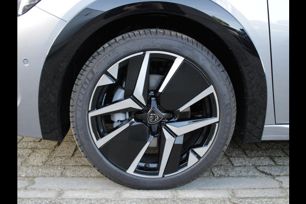 Peugeot 208 1.2 Hybrid 110 e-DCS6 GT | VISION PACK | ADAPTIEVE CRUISE CONTROL |