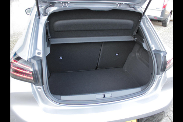 Peugeot 208 1.2 Hybrid 110 e-DCS6 GT | VISION PACK | ADAPTIEVE CRUISE CONTROL |