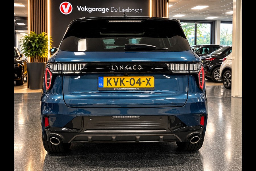 Lynk & Co 01 1.5 / pano / 360 camera / model 2023 / Infinity / navi / stoelverwarming