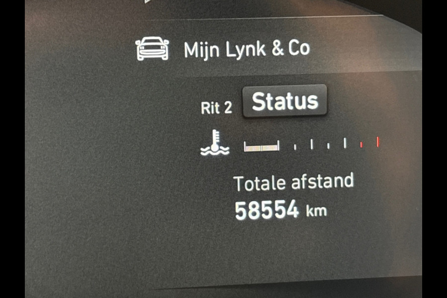 Lynk & Co 01 1.5 / pano / 360 camera / model 2023 / Infinity / navi / stoelverwarming