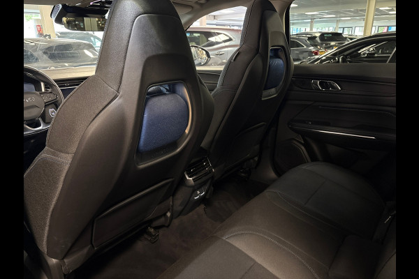 Lynk & Co 01 1.5 / pano / 360 camera / model 2023 / Infinity / navi / stoelverwarming