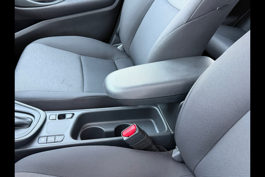 Mazda 2 1.5 e-SkyActiv-G 90 Pk Centre-Line Automaat | Navi-Carplay | Climate | Cruise control | Armsteun.