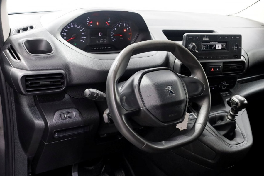 Peugeot Partner 1.2 PureTech 110pk Benzine Airco/3Pers. 05-2021