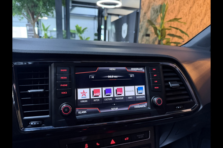 Seat Ateca 1.5 TSI Xcellence Garantie|Pano|Alcantara|19" Velgen|360° Camera|Keyless|Sfeerverlichting|Virtueel Cockpit|Rijklaar
