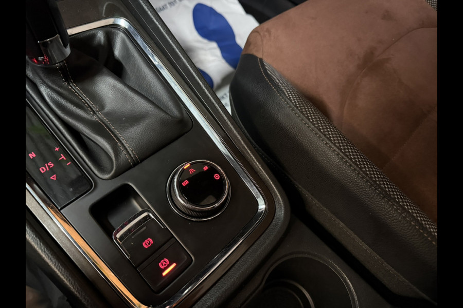 Seat Ateca 1.5 TSI Xcellence Garantie|Pano|Alcantara|19" Velgen|360° Camera|Keyless|Sfeerverlichting|Virtueel Cockpit|Rijklaar