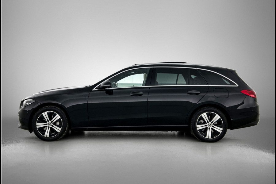 Mercedes-Benz C-Klasse Estate 300 e Luxury Line |  Elektrische voorstoelen| Stoelverwarming voor | 360 Camera | Sfeerverlichting | Lederlook bekleding | Navigatie | Smartphone intergratie | Trekhaak | Inclusief 24 maanden Mercedes-Benz Certified garantie voor Europa.