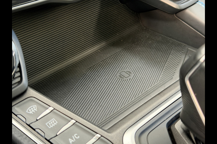 Lynk & Co 01 1.5 Plug-in Hybrid|Pano|360|Carplay|Infinity|Memory