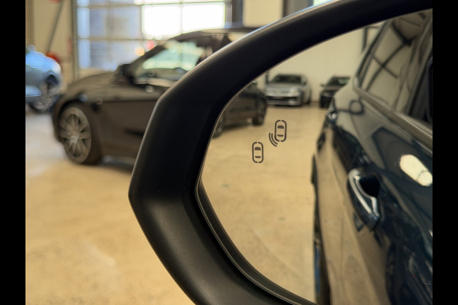 Lynk & Co 01 1.5 Plug-in Hybrid|Pano|360|Carplay|Infinity|Memory
