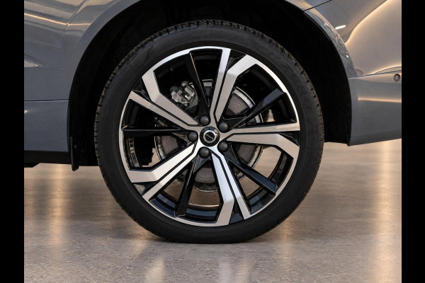 Volvo XC60 2.0 T8 Plug-in hybrid AWD Plus Black Edition | SOH 100%