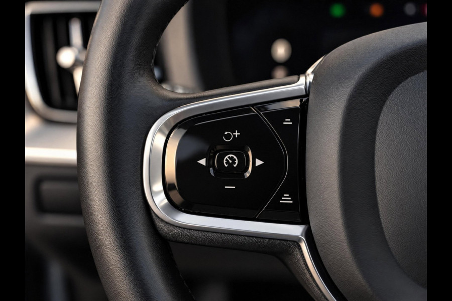 Volvo XC60 2.0 T8 Plug-in hybrid AWD Plus Black Edition | SOH 100%