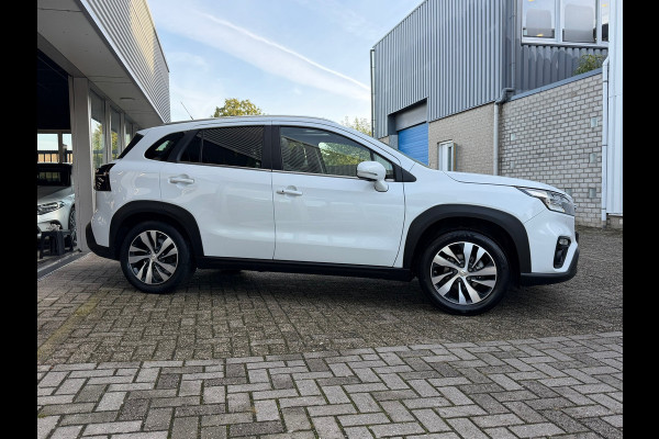 Suzuki S-Cross 1.5 Hybrid Style 102 Pk Automaat | Panoramadak | Voll Leder | Navigatie | Cruise | Camera | Climate | Keyless | 17"