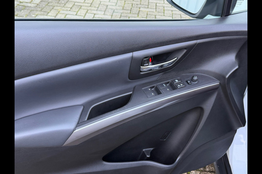 Suzuki S-Cross 1.5 Hybrid Style 102 Pk Automaat | Panoramadak | Voll Leder | Navigatie | Cruise | Camera | Climate | Keyless | 17"