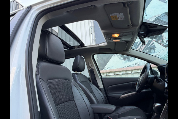 Suzuki S-Cross 1.5 Hybrid Style 102 Pk Automaat | Panoramadak | Voll Leder | Navigatie | Cruise | Camera | Climate | Keyless | 17"