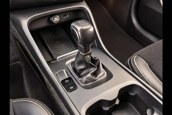 Volvo XC40 2.0 D3 Momentum | Cruise | Trekhaak | Camera | Navi