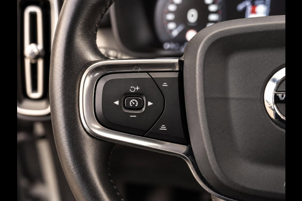 Volvo XC40 2.0 D3 Momentum | Cruise | Trekhaak | Camera | Navi