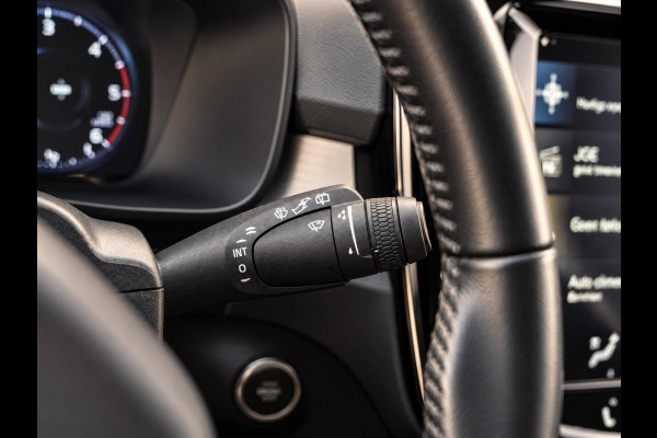 Volvo XC40 2.0 D3 Momentum | Cruise | Trekhaak | Camera | Navi