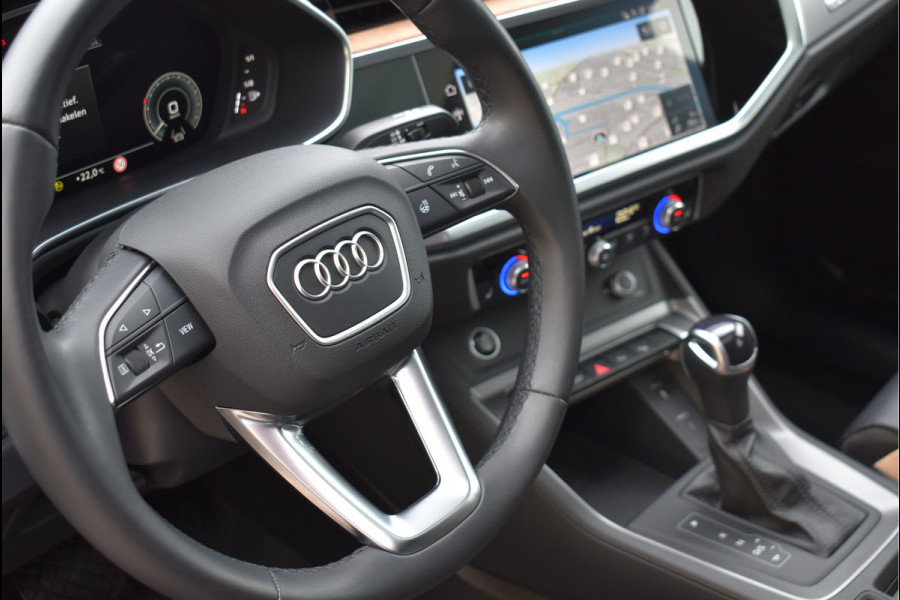 Audi Q3 Sportback 45 TFSI e S-Line 245 Pk Pano Leder Sfeer Trekhaak Navi Camera 20 Inch