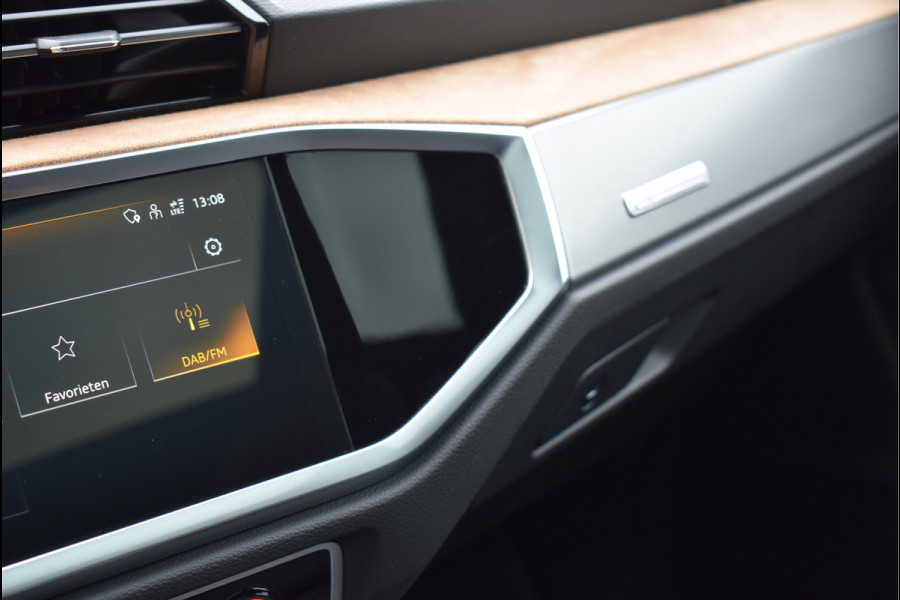 Audi Q3 Sportback 45 TFSI e S-Line 245 Pk Pano Leder Sfeer Trekhaak Navi Camera 20 Inch