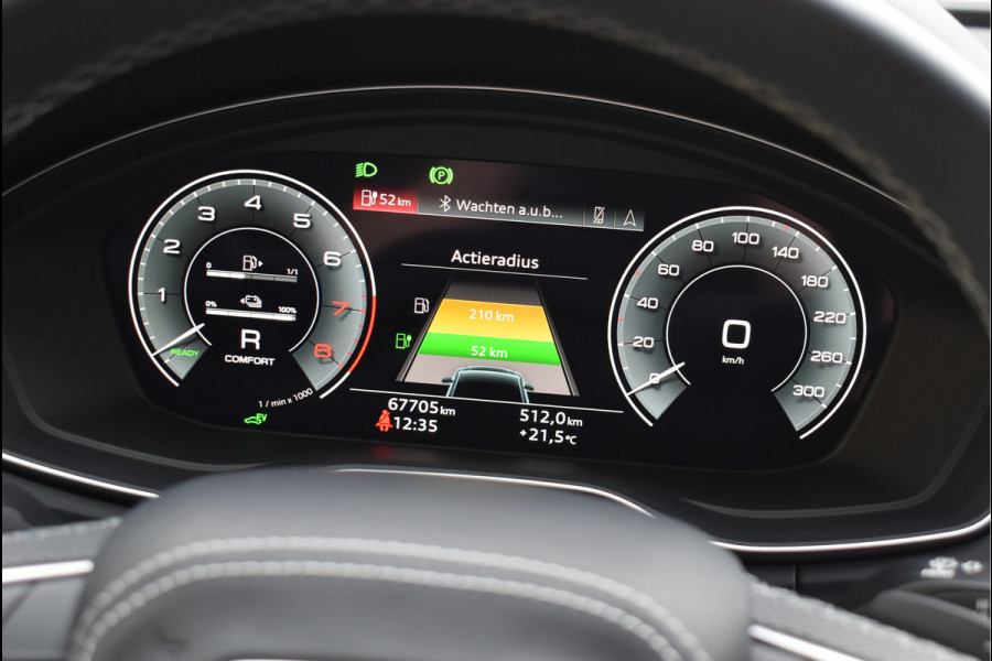 Audi Q5 55 TFSI e S-Line 367 Pk Quantum Grey Exclusive Pano Luchtvering ACC Sfeer 20 Inch