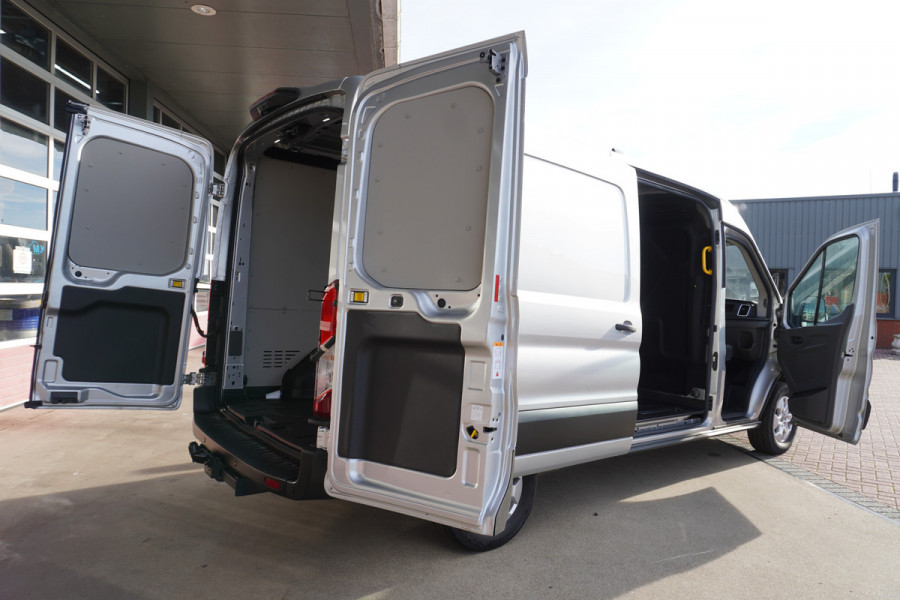 Ford Transit 350L 2.0 TDCI 165PK L3H2 Limited Automaat nr.V106 | Airco | Adap. Cruise | 360 Camera | Navi | Trekhaak