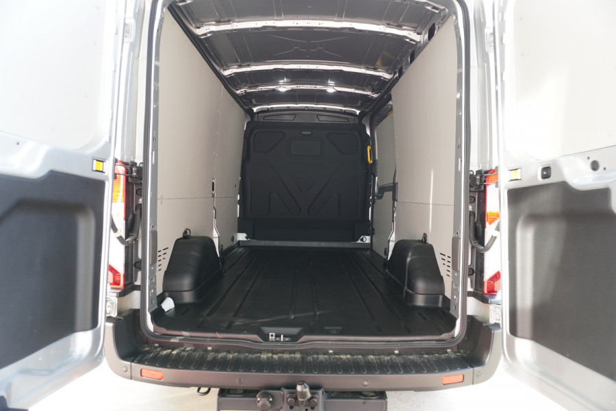 Ford Transit 350L 2.0 TDCI 165PK L3H2 Limited Automaat nr.V106 | Airco | Adap. Cruise | 360 Camera | Navi | Trekhaak