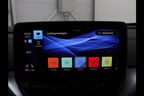 Volkswagen ID.4 Pro 77 kWh | SOH 94,2% | Adaptive cruise | Stuur/ stoelverwarming | Park assist | Climate control | Carplay | Sfeerverlichting | Full LED | 19" velgen