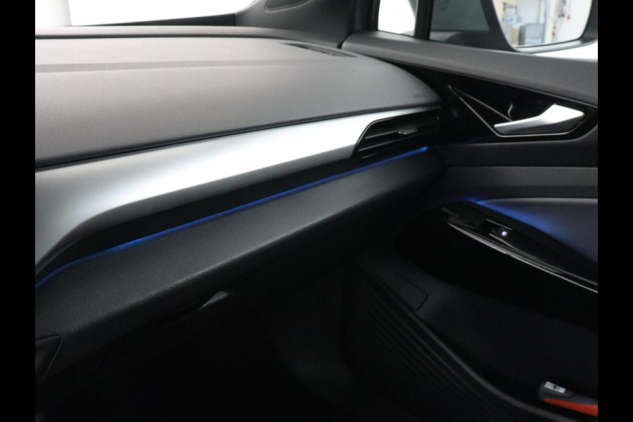 Volkswagen ID.4 Pro 77 kWh | SOH 94,2% | Adaptive cruise | Stuur/ stoelverwarming | Park assist | Climate control | Carplay | Sfeerverlichting | Full LED | 19" velgen