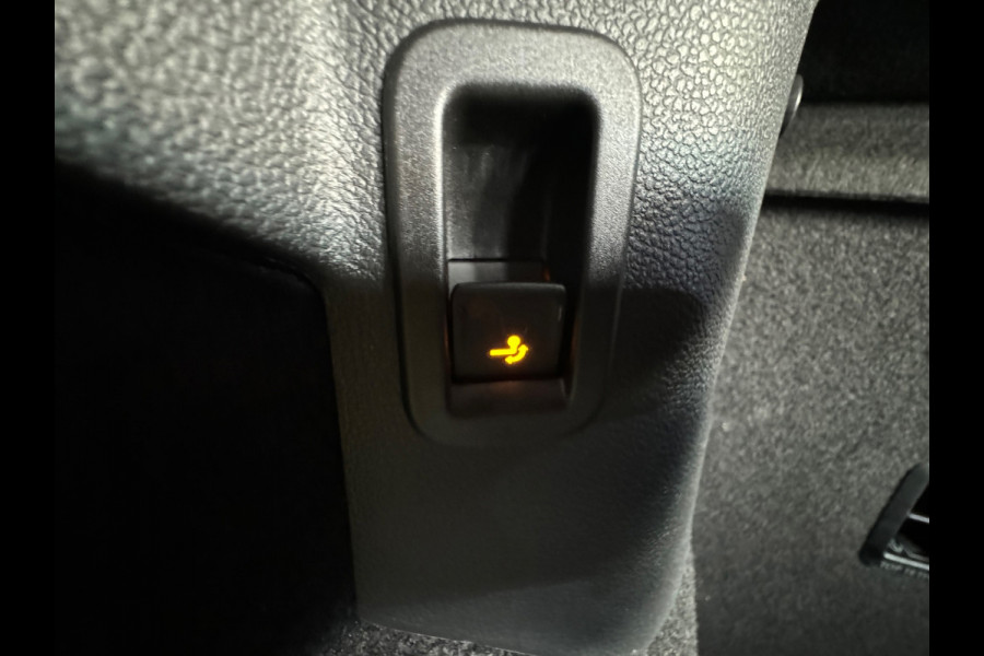 Volkswagen Golf 1.5 eTSI R-Line Pano|Keyless|ACC|Trekhaak|IQ
