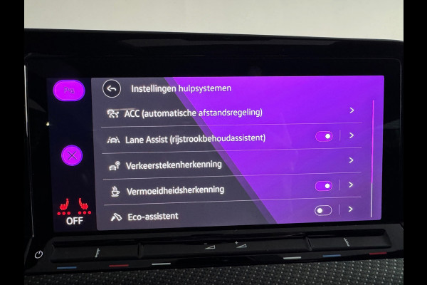 Volkswagen Golf 1.5 eTSI R-Line Pano|Keyless|ACC|Trekhaak|IQ
