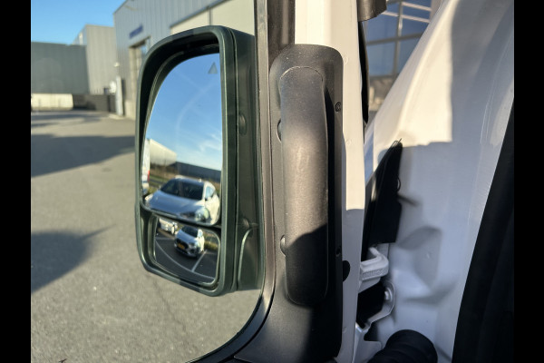 Mercedes-Benz Sprinter 317 CDI L2 H2 Pro Facelift / MBUX / Navigatie / Camera / Geveerde stoel / Cruise control / Airco / 270 Graden achterdeuren
