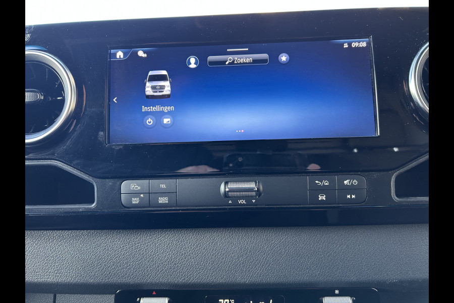 Mercedes-Benz Sprinter 317 CDI L2 H2 Pro Facelift / MBUX / Navigatie / Camera / Geveerde stoel / Cruise control / Airco / 270 Graden achterdeuren