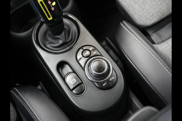 MINI Electric MINI Yours 33 kWh | SOH 97% | Stoelverwarming | Cruise Control | LED | Apple Carplay/Android Auto |