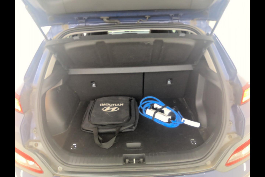 Hyundai Kona EV Limited 64 kWh | SOH 98,9 % | Warmtepomp | Navigatie |