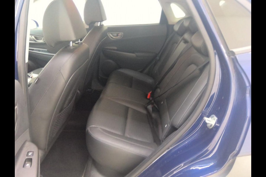 Hyundai Kona EV Limited 64 kWh | SOH 98,9 % | Warmtepomp | Navigatie |