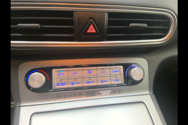 Hyundai Kona EV Limited 64 kWh | SOH 98,9 % | Warmtepomp | Navigatie |