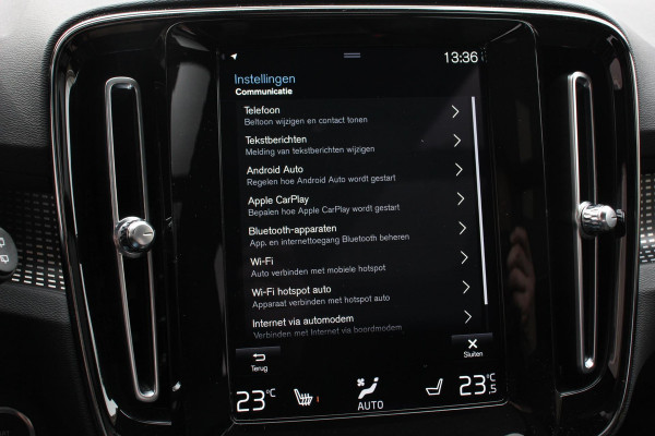 Volvo XC40 1.5 T5 Recharge R-Design Panoramisch dak Navigatie Apple Carplay/Android Auto Parkeersensoren Camera Adaptive Cruise Control Elektrische bestuurdersstoel met geheugen Stoelverwarming LED-koplampen Inductielader