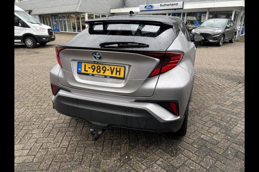 Toyota C-HR 1.8 Hybrid Bi-Tone | 120pk | Achteruitrijcamera | Trekhaak | Adaptieve Cruise | Lederen Bekleding | Stoelverwarming