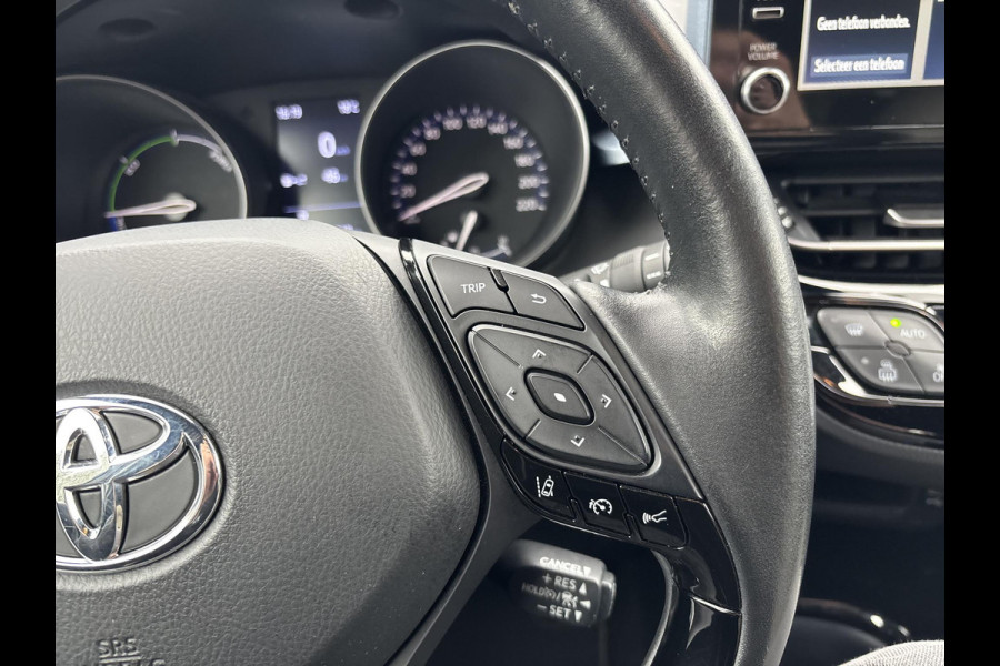 Toyota C-HR 1.8 Hybrid Bi-Tone | 120pk | Achteruitrijcamera | Trekhaak | Adaptieve Cruise | Lederen Bekleding | Stoelverwarming