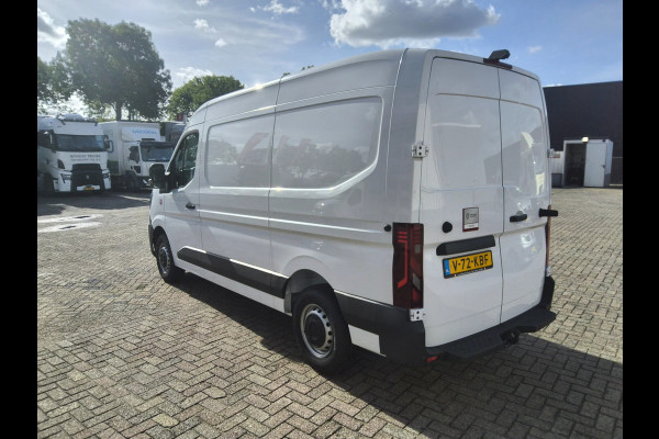 Renault Master 150 PK L2H2 GESLOTEN - V-72-KBF - TREKHAAK - INCL. BETIMMERING - EURO 6 - BPM VRIJ!