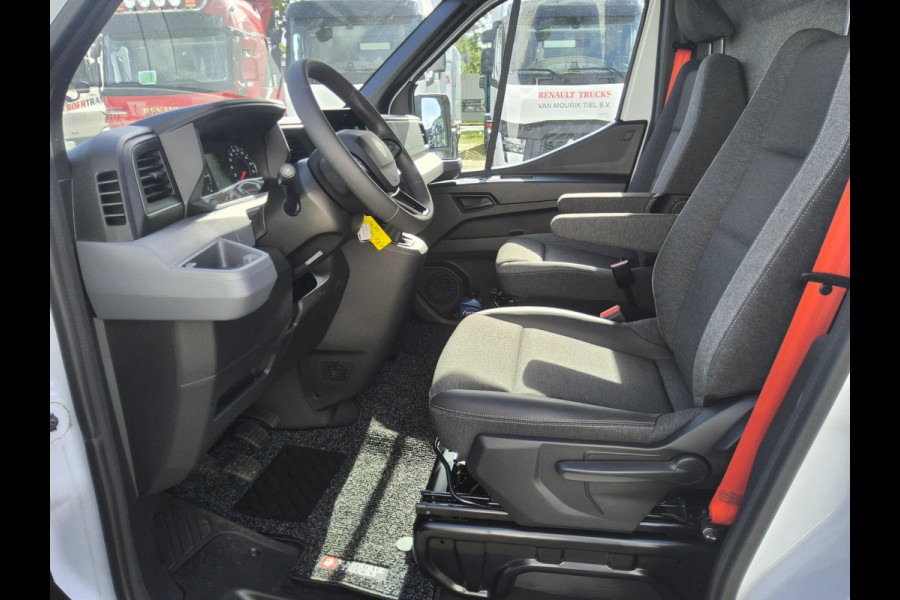 Renault Master 150 PK L2H2 GESLOTEN - V-72-KBF - TREKHAAK - INCL. BETIMMERING - EURO 6 - BPM VRIJ!