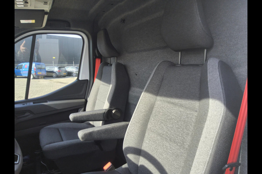 Renault Master 150 PK L2H2 GESLOTEN - V-72-KBF - TREKHAAK - INCL. BETIMMERING - EURO 6 - BPM VRIJ!