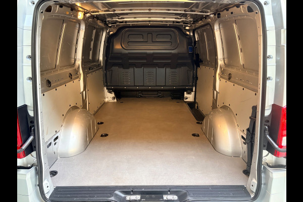 Mercedes-Benz Vito Automaat 116 CDI 160pk euro6 Lang L2H1, 3Persoons, Airco, CruiseControl, Navigatie, Trekhaak, RIJKLAARPRIJS!